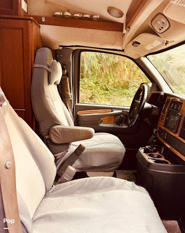 Contact us now about this 2013 Roadtrek Versatile 170! 2013 Versatile 170 by Roadtrek from Pop RVs in Maple Valley, Washington