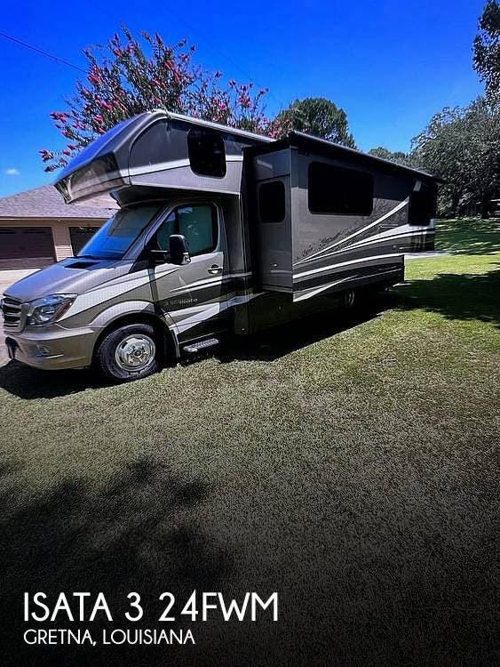 Email now about this 2017 Dynamax Corp Isata 3 24FWM! Used 2017 Dynamax Corp Isata 3 24FWM available in Gretna, Louisiana