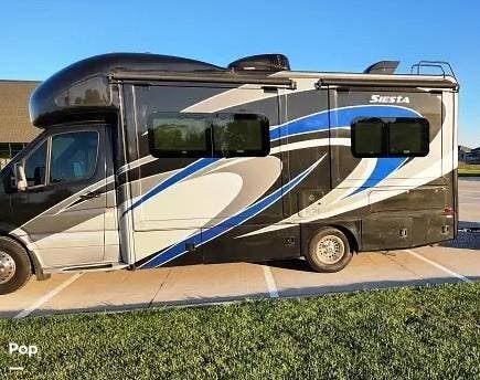 Used 2017 Thor Motor Coach Siesta 24SS available in Walcott, Iowa