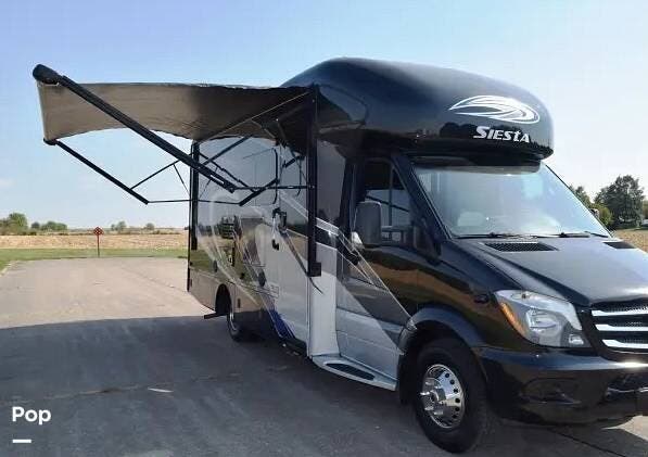 Contact us now about this 2017 Thor Motor Coach Siesta 24SS! 2017 Siesta 24SS by Thor Motor Coach from Pop RVs in Walcott, Iowa