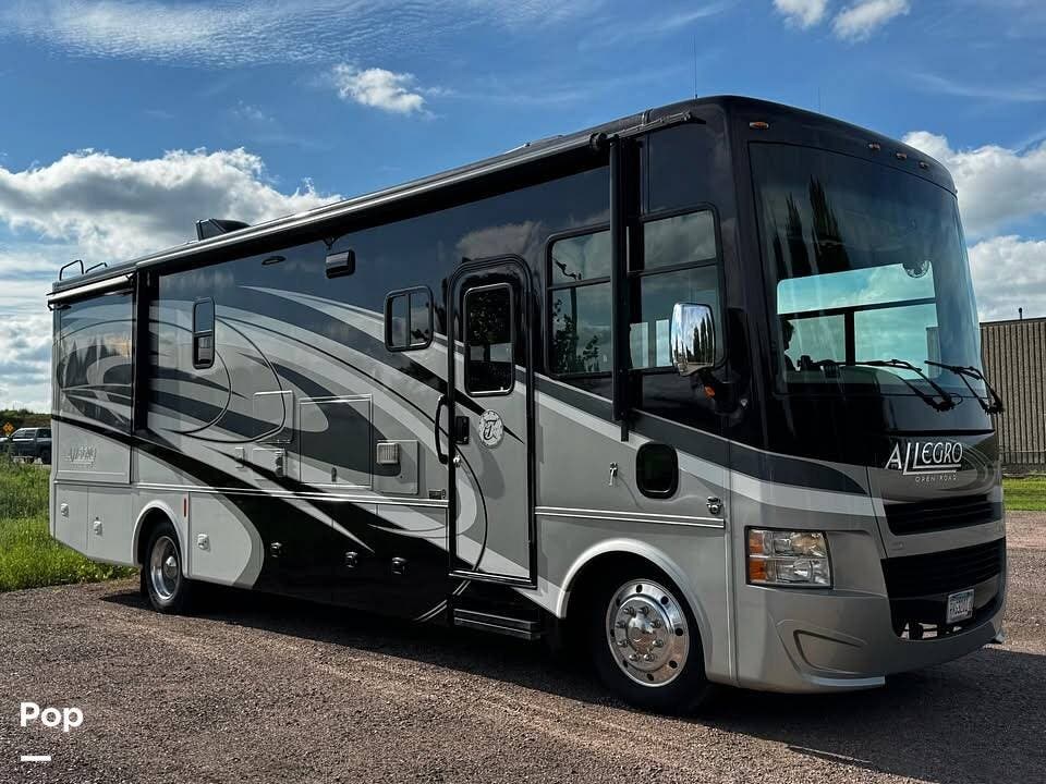 Call now about this 2016 Tiffin Open Road 32sa! 2016 Tiffin Open Road 32sa - Used Class A For Sale by Pop RVs in Wylie, Texas features Slideout