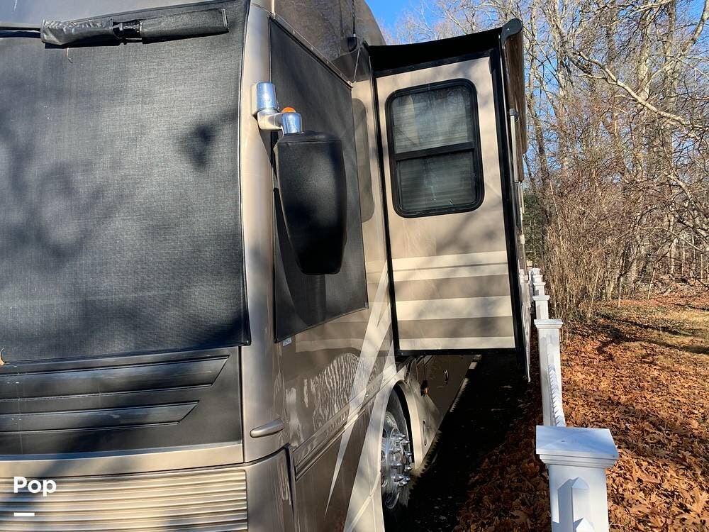 Contact us now about this 2006 American Coach American Eagle 42R! 2006 American Eagle 42R by American Coach from Pop RVs in North Haven, Connecticut