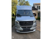 Call now about this 2022 Airstream Atlas Murphy Suite! 2022 Airstream Atlas Murphy Suite - Used Class B For Sale by Pop RVs in Lorton, Virginia features Slideout