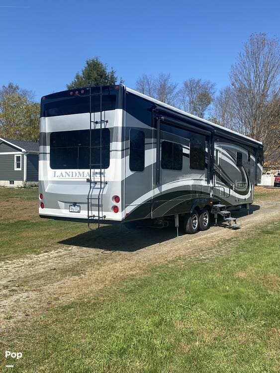 Used 2017 Heartland Landmark 365 Series Newport available in Oneonta, New York