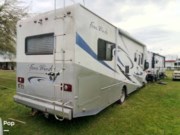 Call now about this 2008 Thor Motor Coach Four Winds 32B! 2008 Thor Motor Coach Four Winds 32B - Used Class C For Sale by Pop RVs in Astor, Florida features Air Conditioning, Slideout
