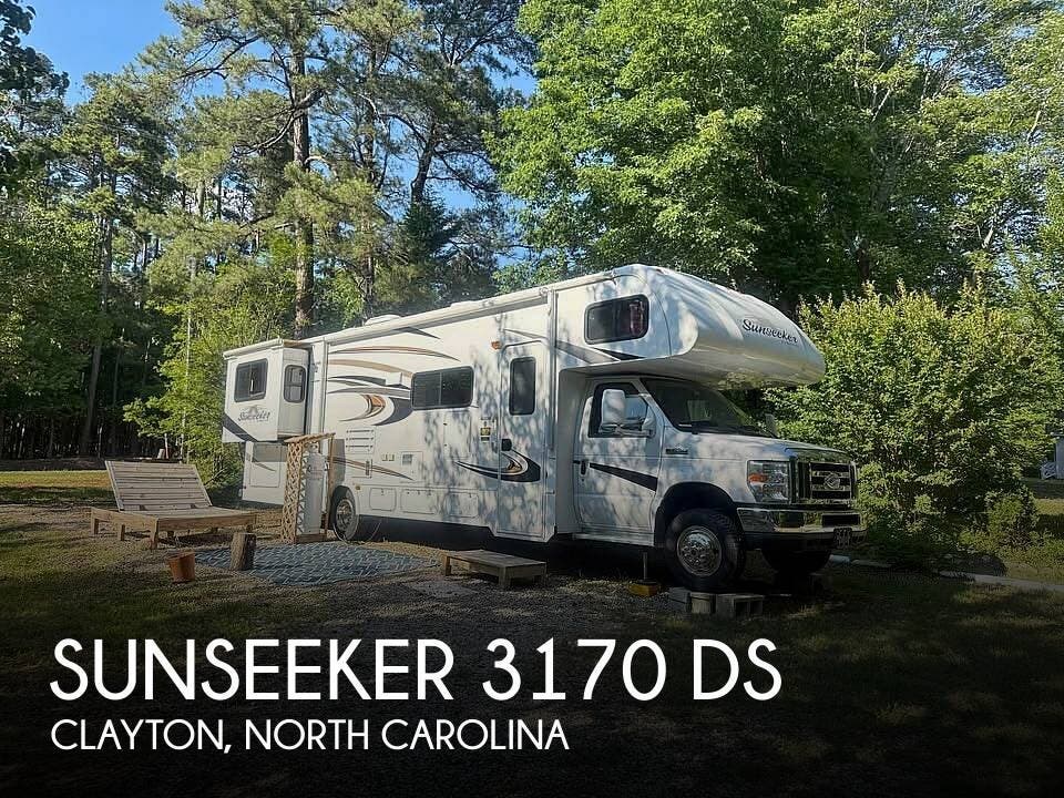 Email now about this 2015 Forest River Sunseeker 3170 DS! Used 2015 Forest River Sunseeker 3170 DS available in Clayton, North Carolina