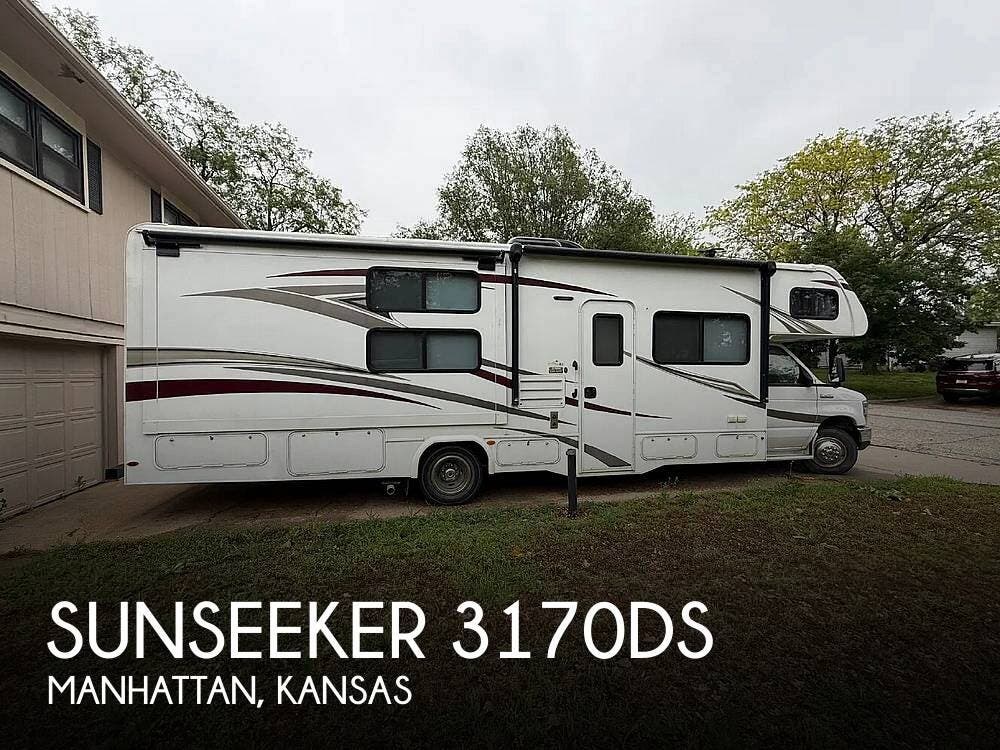 Email now about this 2018 Forest River Sunseeker 3170DS! Used 2018 Forest River Sunseeker 3170DS available in Manhattan, Kansas