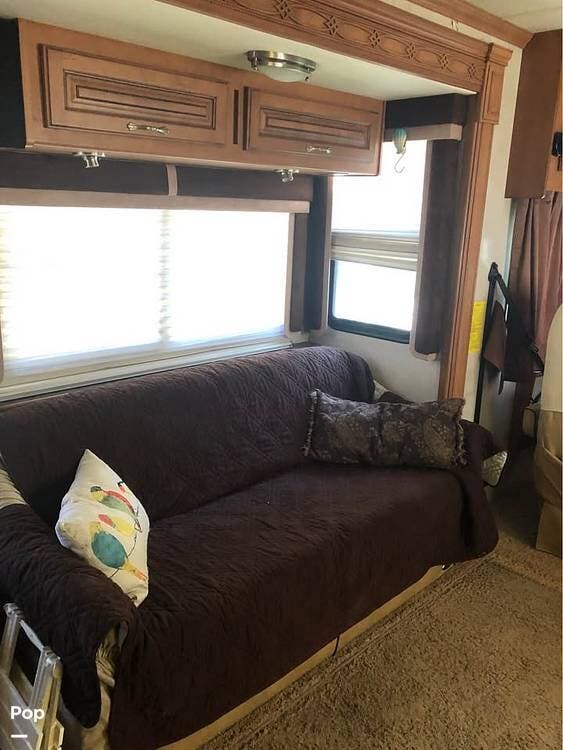 Contact us now about this 2011 Fleetwood Southwind 32VS! 2011 Southwind 32VS by Fleetwood from Pop RVs in Sarasota, Florida