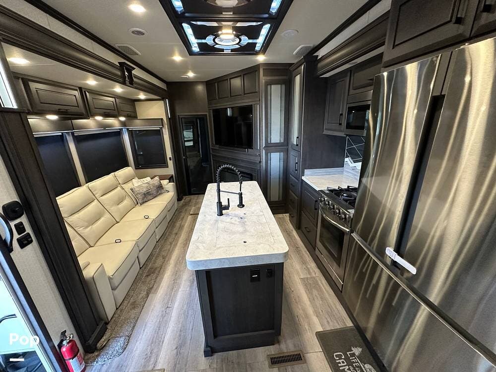 Contact us now about this 2022 DRV Full House LX455! 2022 Full House LX455 by DRV from Pop RVs in Parrish, Florida