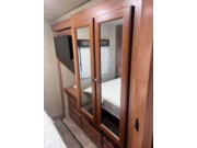 Used 2017 Winnebago Vista 31BE available in Utica, Michigan