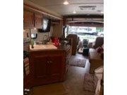 Call now about this 2017 Winnebago Vista 31BE! 2017 Winnebago Vista 31BE - Used Class A For Sale by Pop RVs in Utica, Michigan features Air Conditioning, Slideout, Generator