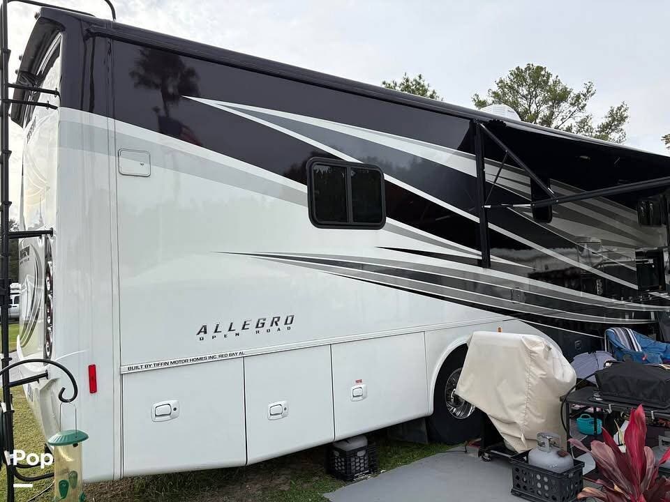 Contact us now about this 2017 Tiffin Allegro Open Road 36LA! 2017 Allegro Open Road 36LA by Tiffin from Pop RVs in Leesburg, Florida