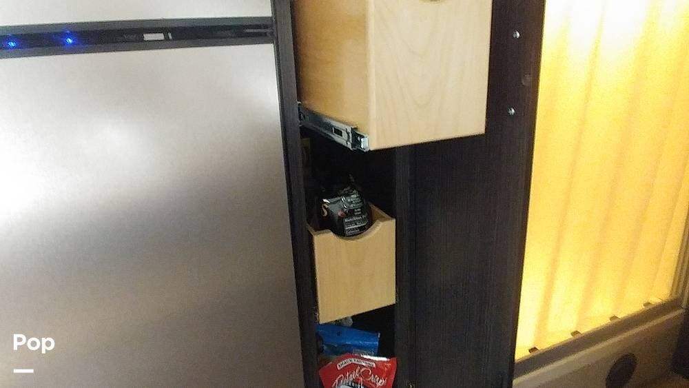 Contact us now about this 2018 Dynamax Corp Dynamax Isata 4 31DS! 2018 Dynamax Isata 4 31DS by Dynamax Corp from Pop RVs in Wildwood, Florida