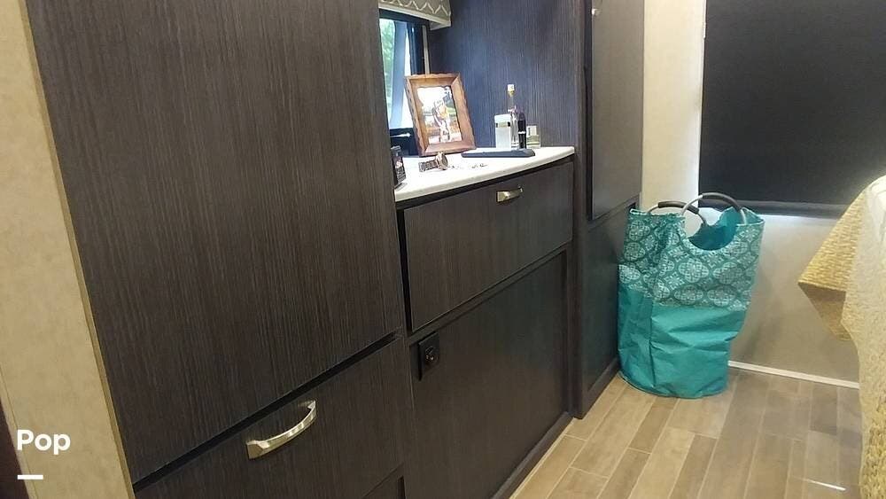 Used 2018 Dynamax Corp Dynamax Isata 4 31DS available in Wildwood, Florida