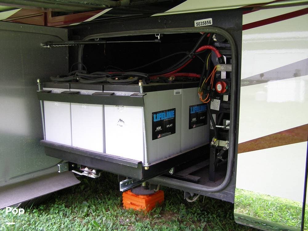 Used 2014 Tiffin Allegro Bus 40 QBP available in Dade City, Florida