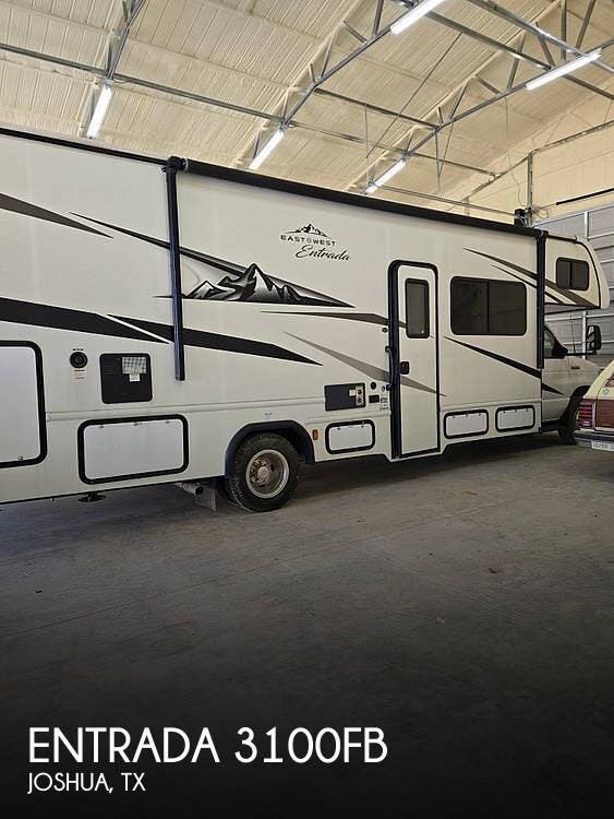 Email now about this 2023 East to West Entrada 3100FB! Used 2023 East to West Entrada 3100FB available in Joshua, Texas