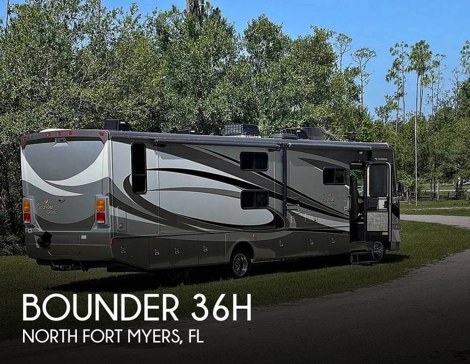 Email now about this 2013 Fleetwood Bounder 36H! Used 2013 Fleetwood Bounder 36H available in North Fort Myers, Florida