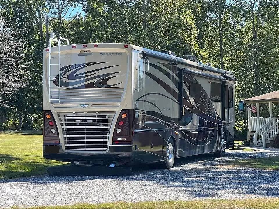 Call now about this 2018 Fleetwood Pace Arrow 38F! 2018 Fleetwood Pace Arrow 38F - Used Diesel Pusher For Sale by Pop RVs in Pamplin, Virginia features Leveling Jacks, Awning, Generator, Slideout, Air Conditioning
