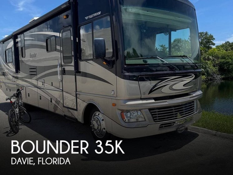 Email now about this 2012 Fleetwood Bounder 35K! Used 2012 Fleetwood Bounder 35K available in Davie, Florida