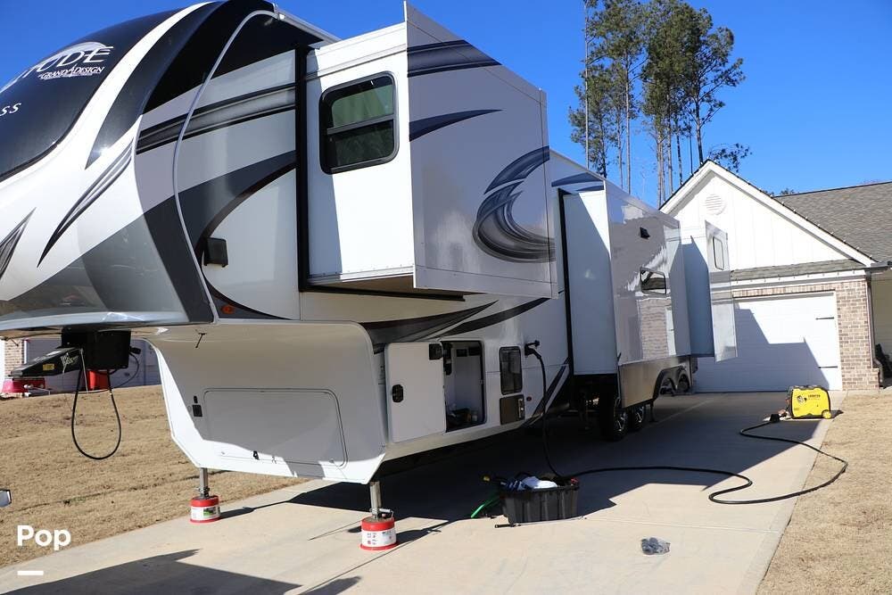 Contact us now about this 2022 Grand Design Solitude 3740 BH-R! 2022 Solitude 3740 BH-R by Grand Design from Pop RVs in Winder, Georgia