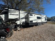 Call now about this 2017 Grand Design Momentum 395M! 2017 Grand Design Momentum 395M - Used Toy Hauler For Sale by Pop RVs in Auburn, Alabama features Leveling Jacks, Air Conditioning, Generator, Slideout