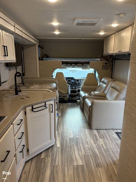 Call now about this 2022 Thor Motor Coach Four Winds 31W! 2022 Thor Motor Coach Four Winds 31W - Used Class C For Sale by Pop RVs in Ocala, Florida features Slideout, Air Conditioning, Generator, Leveling Jacks, Awning