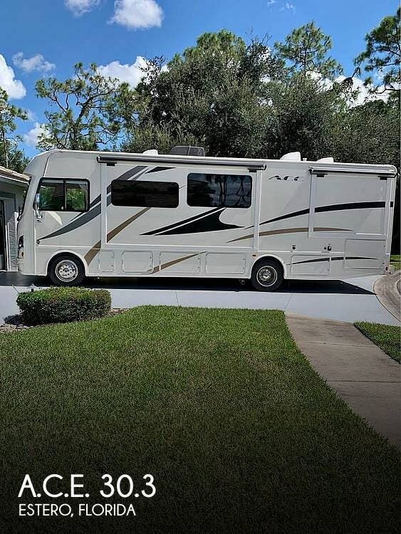 Email now about this 2018 Thor Motor Coach A.C.E. 30.3! Used 2018 Thor Motor Coach A.C.E. 30.3 available in Estero, Florida