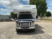 Call now about this 2023 Forest River Sunseeker 3010DS! 2023 Forest River Sunseeker 3010DS - Used Class C For Sale by Pop RVs in Decatur, Illinois features Slideout