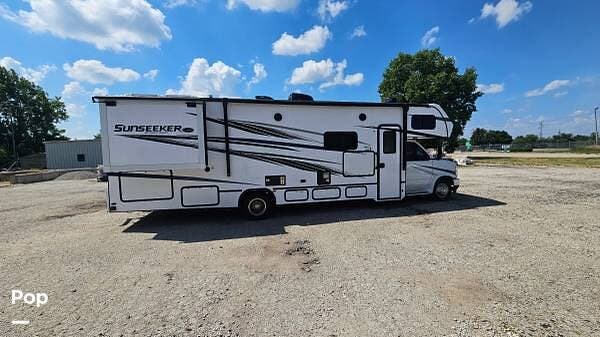 Contact us now about this 2023 Forest River Sunseeker 3010DS! 2023 Sunseeker 3010DS by Forest River from Pop RVs in Decatur, Illinois