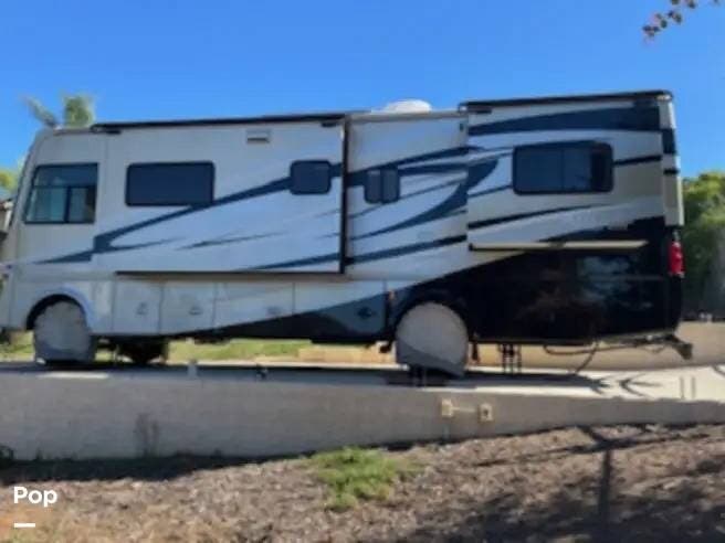 Call now about this 2011 Tiffin Allegro Open Road 30GA! 2011 Tiffin Allegro Open Road 30GA - Used Class A For Sale by Pop RVs in Escondido, California features Slideout