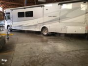 Contact us now about this 2014 Itasca Suncruiser 38Q! 2014 Suncruiser 38Q by Itasca from Pop RVs in Terre Haute, Indiana