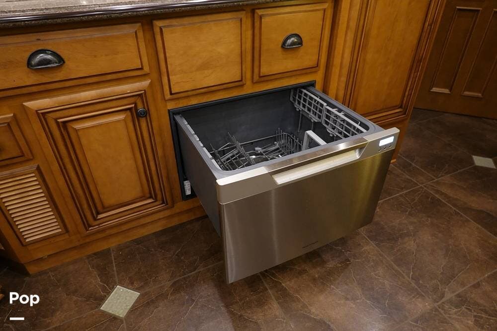 Used 2014 Newmar Dutch Star 4372 available in Dripping Springs, Texas