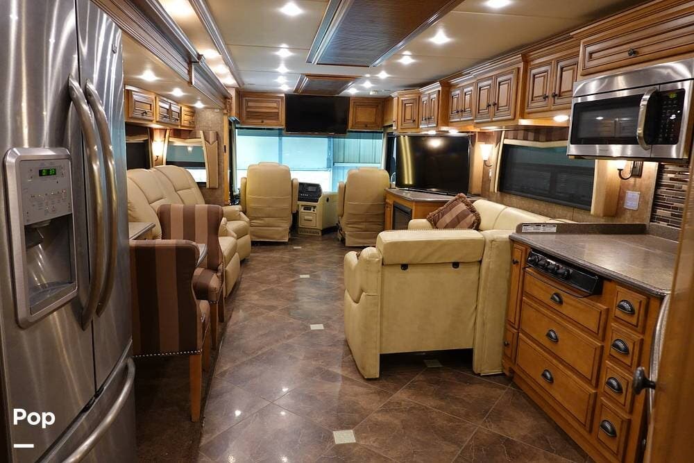 Contact us now about this 2014 Newmar Dutch Star 4372! 2014 Dutch Star 4372 by Newmar from Pop RVs in Dripping Springs, Texas