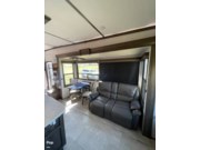 Contact us now about this 2021 Alliance RV Paradigm 370FB! 2021 Paradigm 370FB by Alliance RV from Pop RVs in Mcgregor, Texas