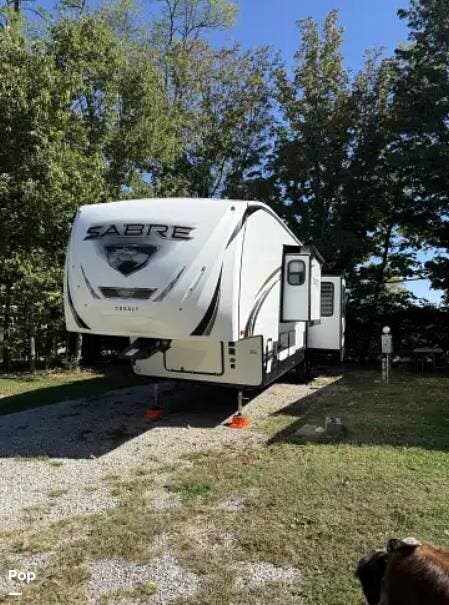 Call now about this 2022 Forest River Sabre 37FBT! 2022 Forest River Sabre 37FBT - Used Fifth Wheel For Sale by Pop RVs in Florence, Kentucky features Slideout