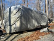 Call now about this 2011 Thor Motor Coach Windsport 31D! 2011 Thor Motor Coach Windsport 31D - Used Class A For Sale by Pop RVs in Front Royal, Virginia features Air Conditioning, Generator, Awning, Slideout, Leveling Jacks