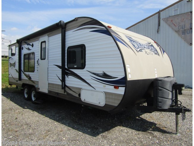 2015 Forest River Wildwood X-Lite 261BH - Used Travel Trailer For Sale by Chesaco RV in Frederick, Maryland