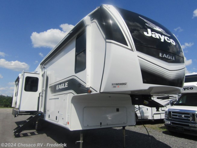 New 2024 Jayco Eagle 321RSTS available in Frederick, Maryland