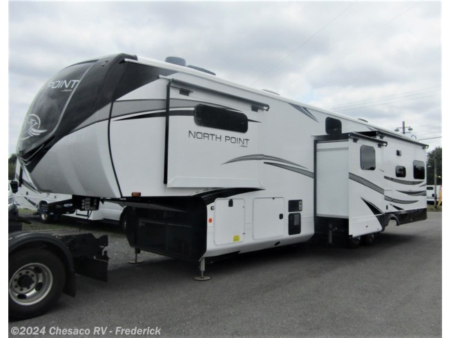 2024 North Point 377RLBH by Jayco from Chesaco RV in Frederick, Maryland