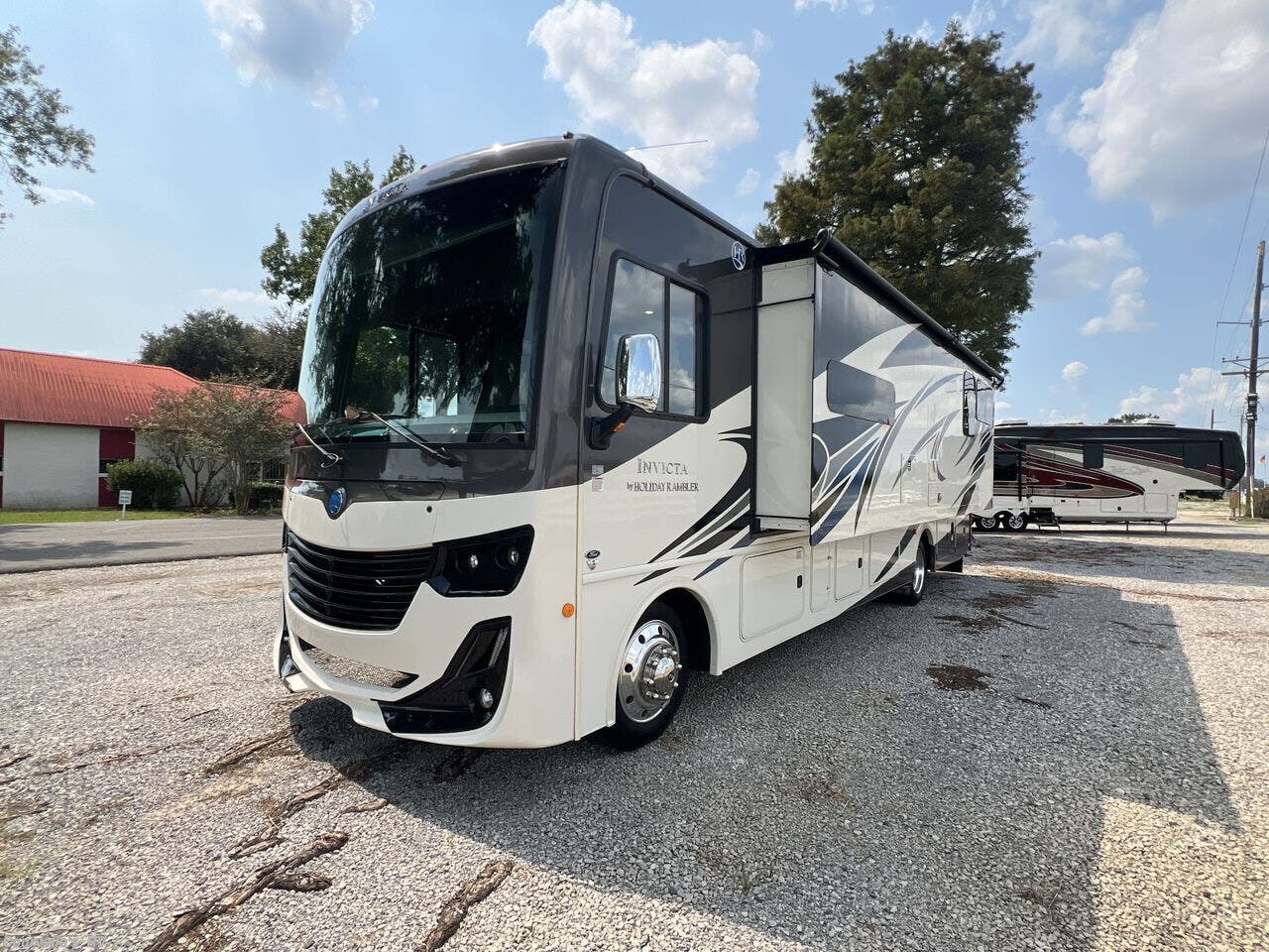 Contact us now about this 2022 Holiday Rambler Invicta 32RW! 2022 Invicta 32RW by Holiday Rambler from Courvelle's RV in Opelousas, Louisiana