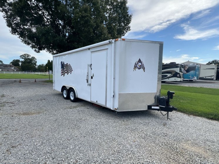 Email now about this 2016 Custom-Fab V-Nose custom 22ft.! Used 2016 Custom-Fab V-Nose custom 22ft. available in Opelousas, Louisiana