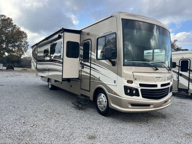Email now about this 2017 Fleetwood Bounder 35P! Used 2017 Fleetwood Bounder 35P available in Opelousas, Louisiana
