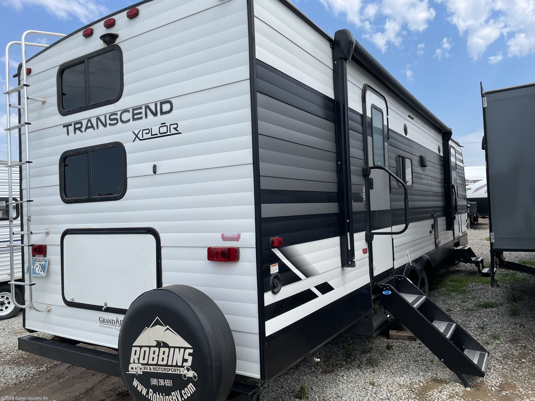 Contact us now about this 2021 Grand Design Transcend Xplor 265BH! 2021 Transcend Xplor 265BH by Grand Design from Calvin Country RV in Depew, Oklahoma