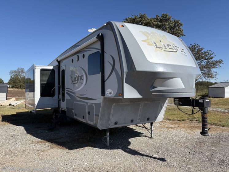 Email now about this 2015 Open Range Light 319RLS! Used 2015 Open Range Light 319RLS available in Depew, Oklahoma