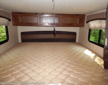 J10190 2015 Jayco Jay Feather 254 Four Front Bunks Rear