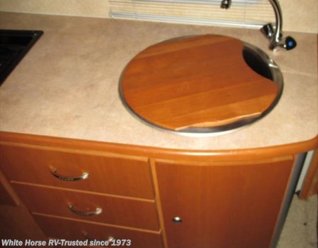 Mh9494 2008 Winnebago View Diesel 24h Slide Out W Rear