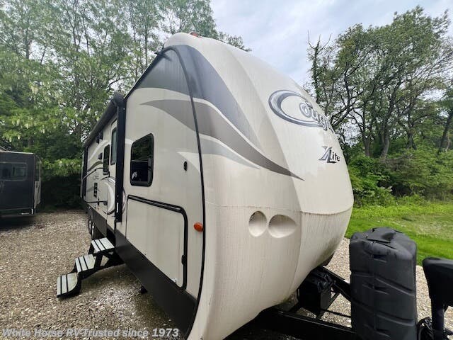 Email now about this 2017 Keystone Cougar XLite 32FBS 2-BdRM Triple Slide! Used 2017 Keystone Cougar XLite 32FBS 2-BdRM Triple Slide available in Williamstown, New Jersey
