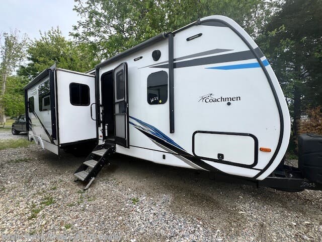 Used 2022 Coachmen Freedom Express Liberty Edition 326BHDS 2-BdRM Double Slide, 1 & 1/2 Baths available in Williamstown, New Jersey