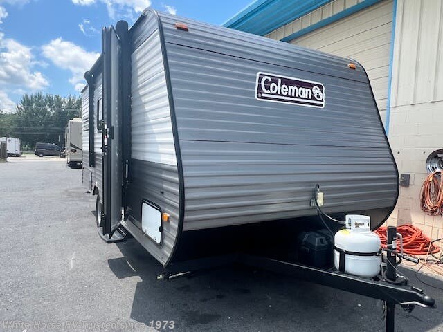 Email now about this 2023 Dutchmen Coleman 17B Front East-West Bed, Bunk Beds, Rear Bath! Used 2023 Dutchmen Coleman 17B Front East-West Bed, Bunk Beds, Rear Bath available in Williamstown, New Jersey