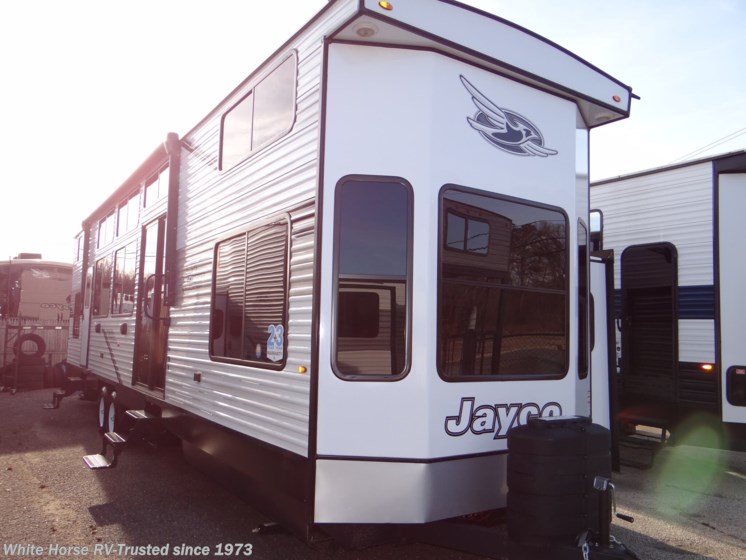 Email now about this 2025 Jayco Jay Flight Bungalow JayLoft! New 2025 Jayco Jay Flight Bungalow JayLoft available in Williamstown, New Jersey